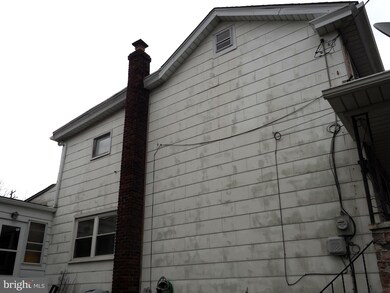 237 W Spruce St, Tamaqua, PA 18252 - photo 5