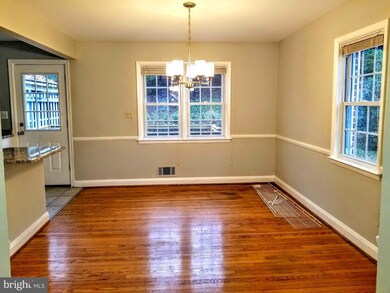 8230 Jeffers Cir, Towson, MD 21204 - photo 6