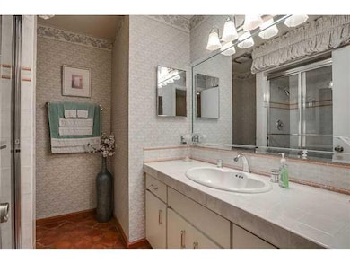 10909 Bella Vista Dr, El Paso, TX 79935 - photo 2