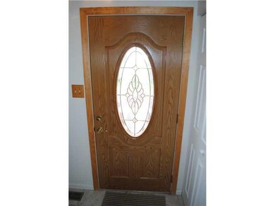 Entry/Foyer.