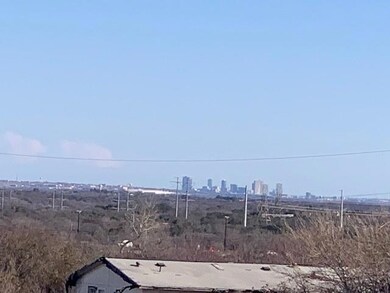 102 Sparrow Dr, Azle, TX 76020 - photo 2