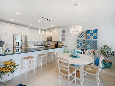 Dining Area & Kitchen