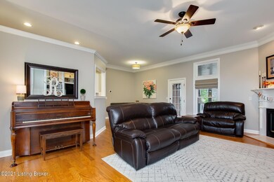 4004_PleasantGlenDr_40299_0103__