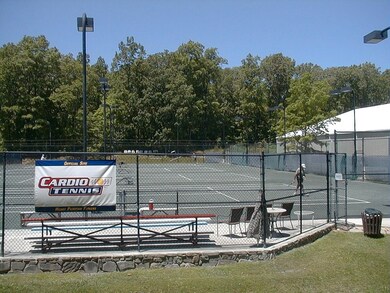 131133 Burrough Ln, Fairfield Glade, TN 38558 - photo 6