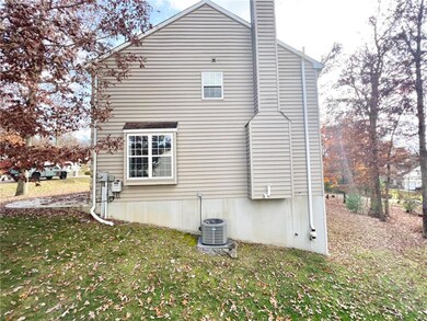 3402 Bluestone Ln, East Stroudsburg, PA 18301 - photo 4