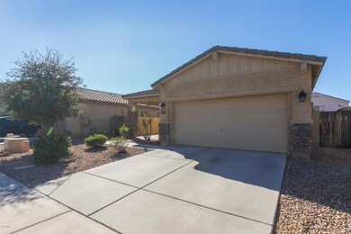 847 E Jacob St-2