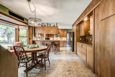 1802 N 15th St, Perry, OK 73077 - photo 5