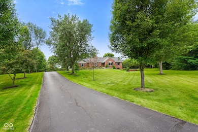 12196 N Beth Ann Dr, Camby, IN 46113 - photo 2