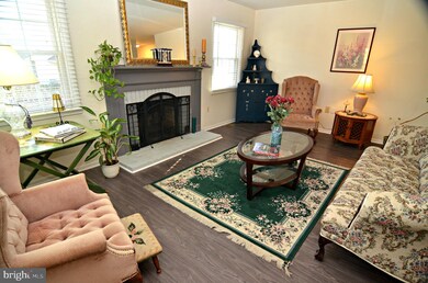 12200 Cedarbrook Ln, Laurel, MD 20708 - photo 6