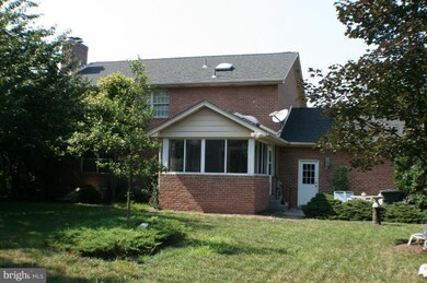 8141 Claiborne Dr, Frederick, MD 21702 - photo 6