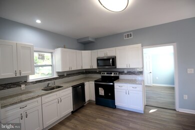 103 Logan Ln, Bridgeport, NJ 08014 - photo 3