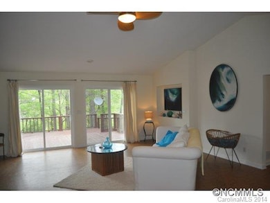 Great Rm. to Rear Deck
