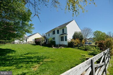 649 Elliot Dr, Purcellville, VA 20132 - photo 4