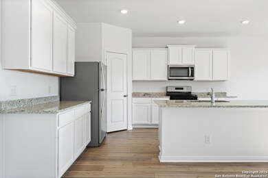 11910 Luckey Villa, San Antonio, TX 78252 - photo 6