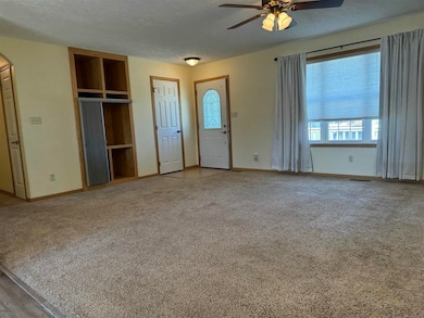 420 N Allen Ave, North Platte, NE 69101 - photo 5