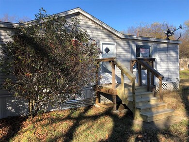 3709 Shady Ln, Joshua, TX 76058 - photo 6