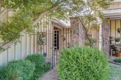 3519 E Cinnamon Pl