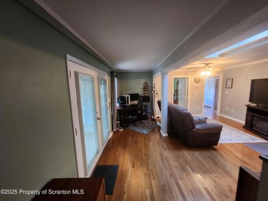 18 Circle Ave, Wapwallopen, PA 18660 - photo 7