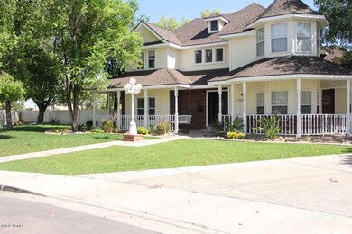Front view 2