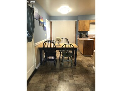 1903 Mt Hood St, the Dalles, OR 97058 - photo 5