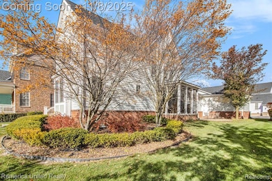 SIDE OF HOME/BEAUTIFUL LANDSCAPING