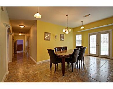 Photo. BRIGHT BREAKFAST ROOM ADJOINS KITCHEN AND O