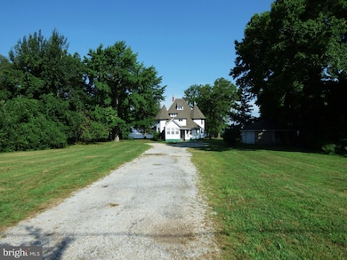 80 Delaware Ave, Penns Grove, NJ 08069 - photo 5