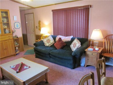 81 Mapleleaf Dr, Sellersville, PA 18960 - photo 4