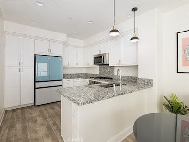 574 E Imperial Ave, El Segundo, CA 90245 - photo 6