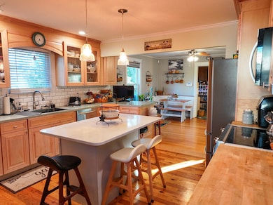 21 Androscoggin Ave, Lewiston, ME 04240 - photo 6