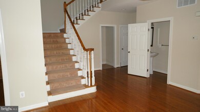 18326 Buccaneer Terrace, Leesburg, VA 20176 - photo 4