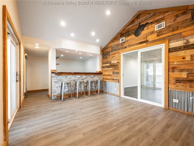 4208 River Ave, Charleston, WV 25309 - photo 5