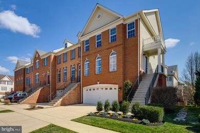 25822 Norrington Square, Chantilly, VA 20152 - photo 2