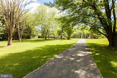 17466 Cindy Ln, Hagerstown, MD 21740 - photo 4