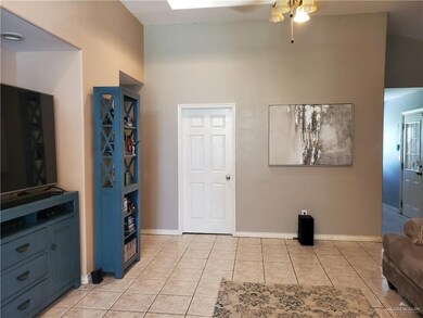 4204 Sundance Cir, Weslaco, TX 78596 - photo 3