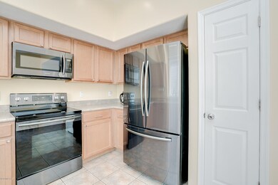 N Cardell Cir -21