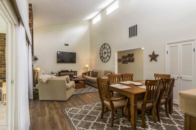 6 Chickadee Road 006