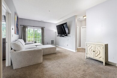 19 Hampshire Rd unit 204, Methuen, MA 01844 - photo 5