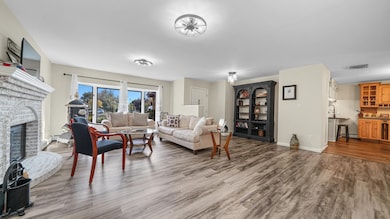 1554 Crest View Way unit B, Grand Junction, CO 81506 - photo 3