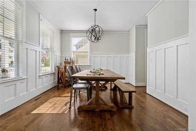 Light filled dining room!