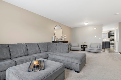 1740 Spinnaker St, Pingree Grove, IL 60140 - photo 6