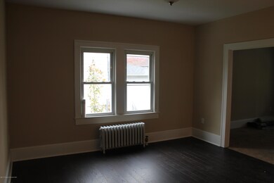 1107 E Filbert St, Archbald, PA 18403 - photo 5