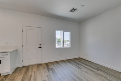 367 N 16th St unit 1, Las Vegas, NV 89101 - photo 6
