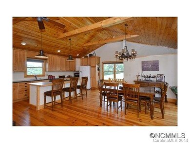 Dining/Kitchen