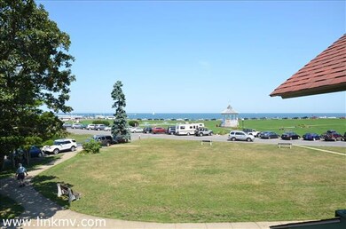 61 Ocean Ave unit 5E 2nd floor, Oak Bluffs, MA 02557 - photo 7