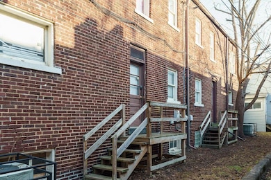 9 E Norwich Ave unit 15, Columbus, OH 43201 - photo 7