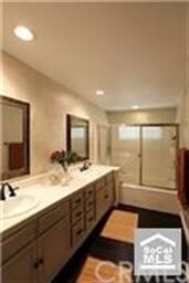 BATH ROOM
