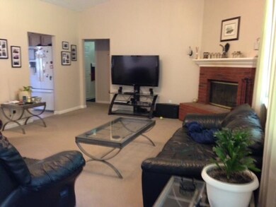 139 Wildwood Dr unit 1, Crawfordville, FL 32327 - photo 4