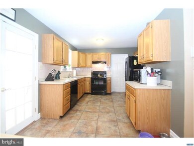 704 Becker Ct, Wilmington, DE 19804 - photo 3