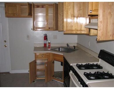 88 Munroe St, Roxbury, MA 02119 - photo 5